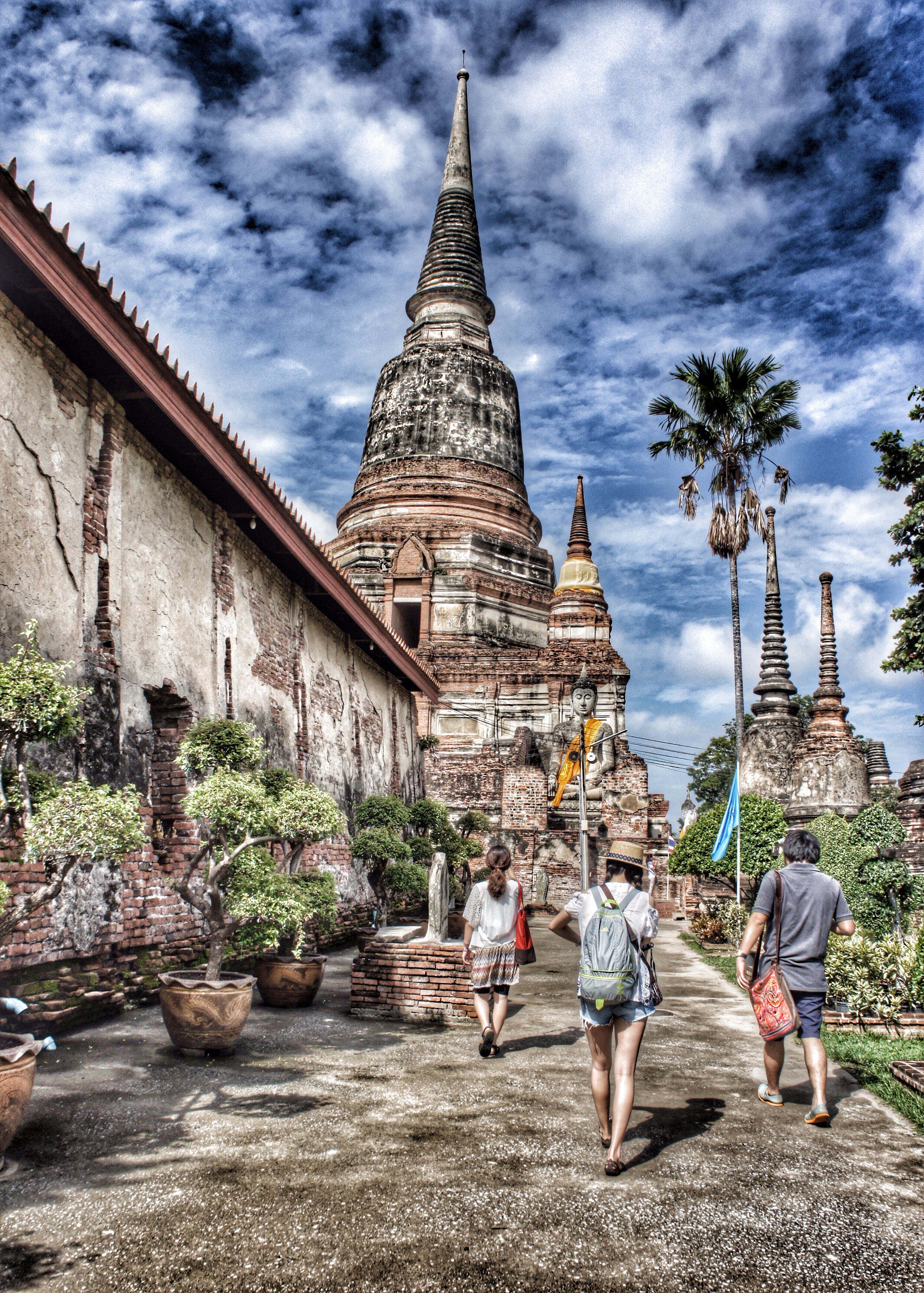 วัดใหญ่ชัยมงคล | เจดีย์แห่งชัยชนะและพระพุทธไสยาสน์
