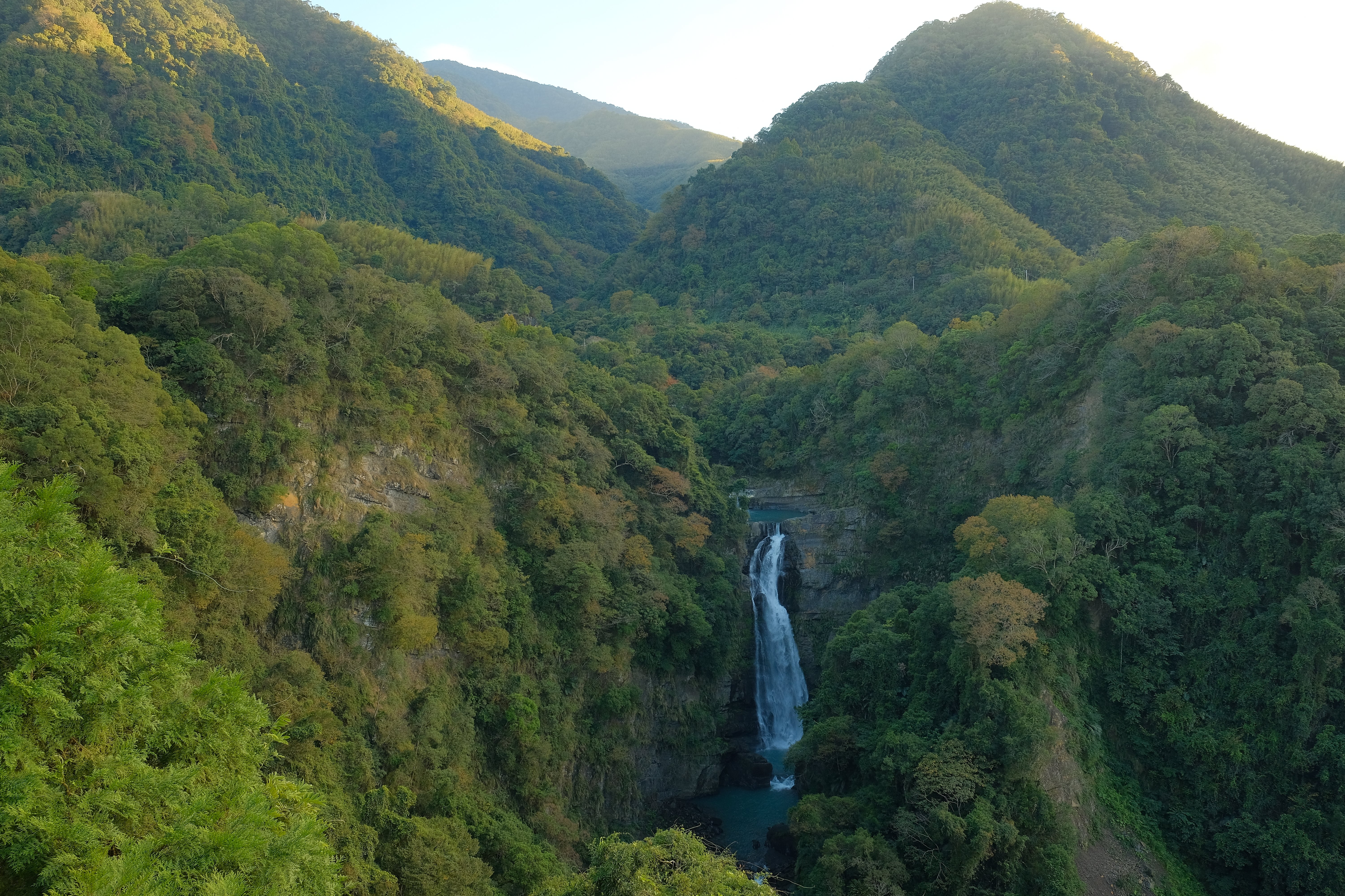 小烏來の滝 ― 泰雅の土地の水
