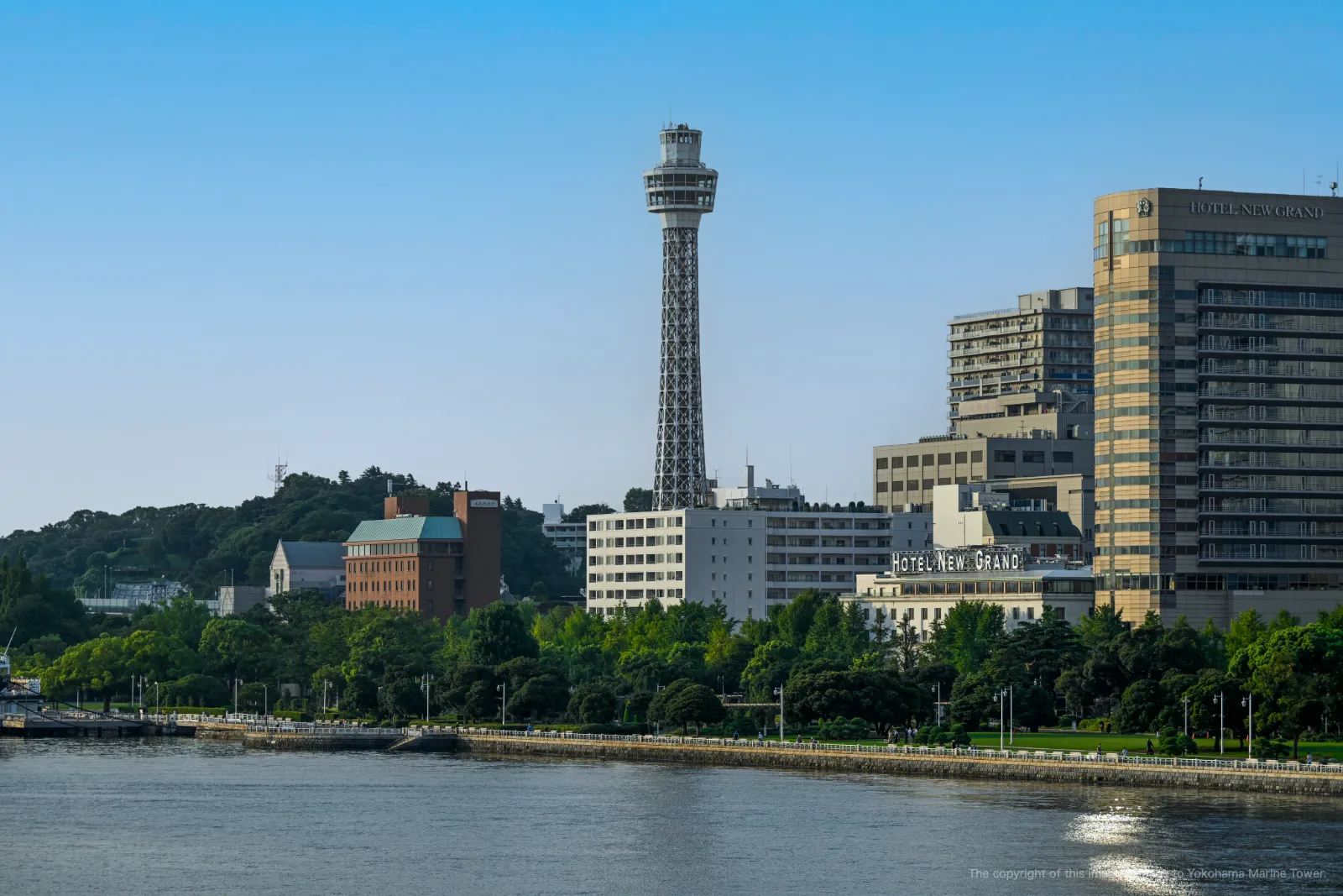 Yokohama Marine Tower 360° — What This City Leaves With You